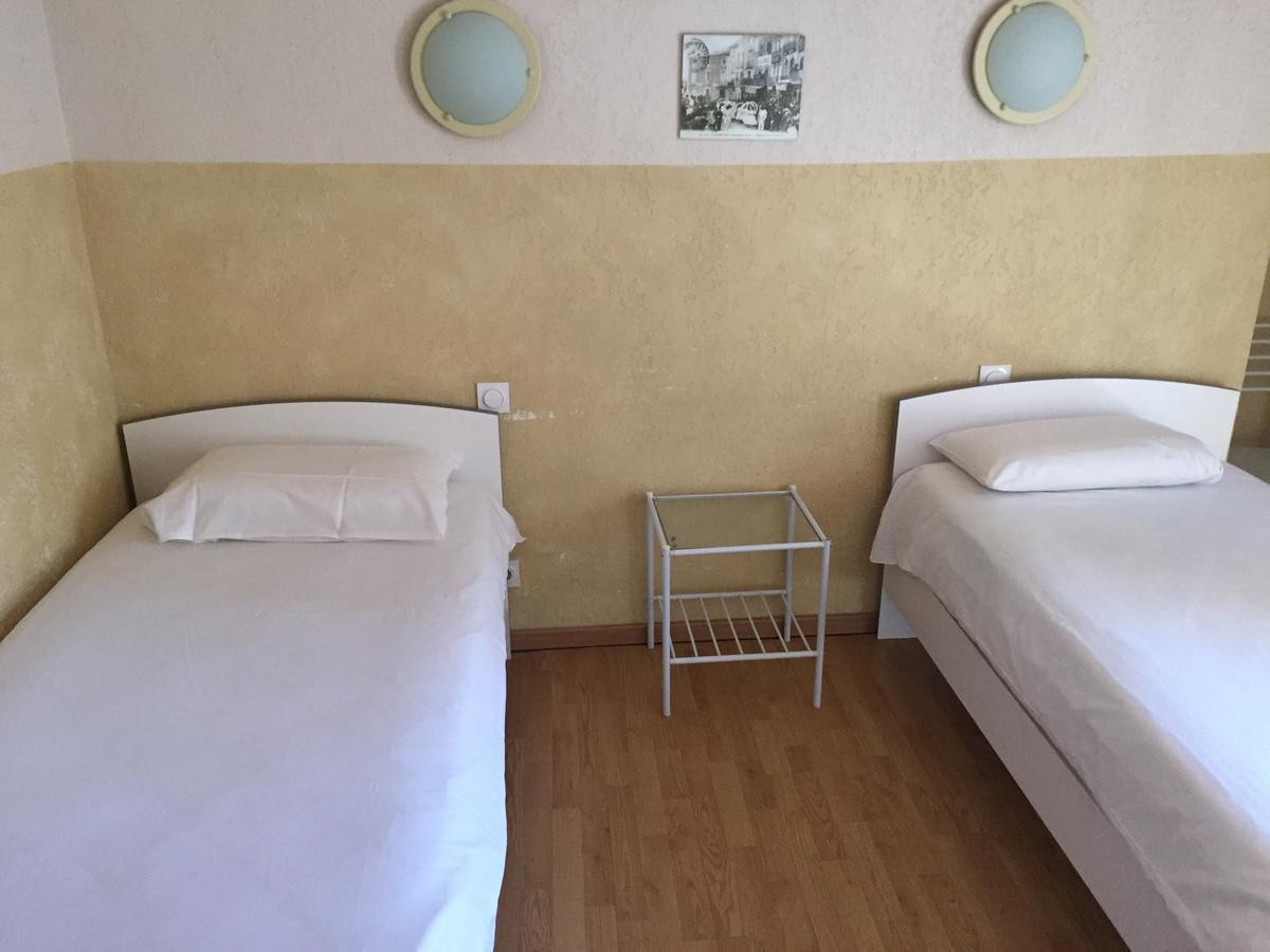 Hotel Le Salagou Клермон-л'Эро Экстерьер фото